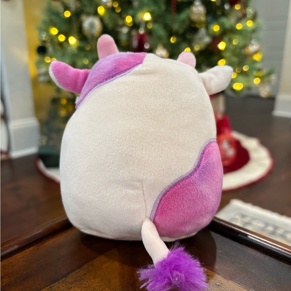 Squishmallows Kalina the Cow - Picture 2 of 3